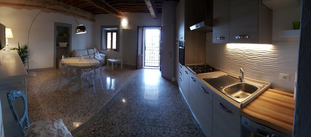 Montevenere 83 Villa Chiusi Bagian luar foto