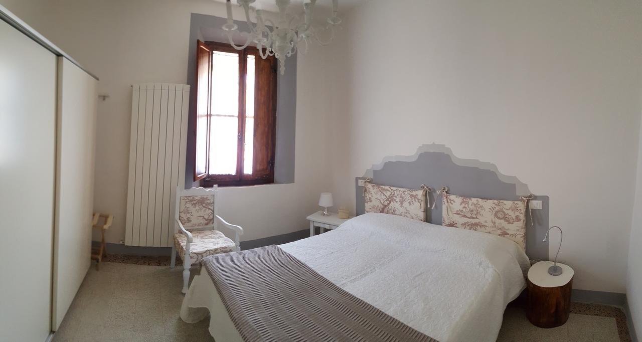 Montevenere 83 Villa Chiusi Bagian luar foto