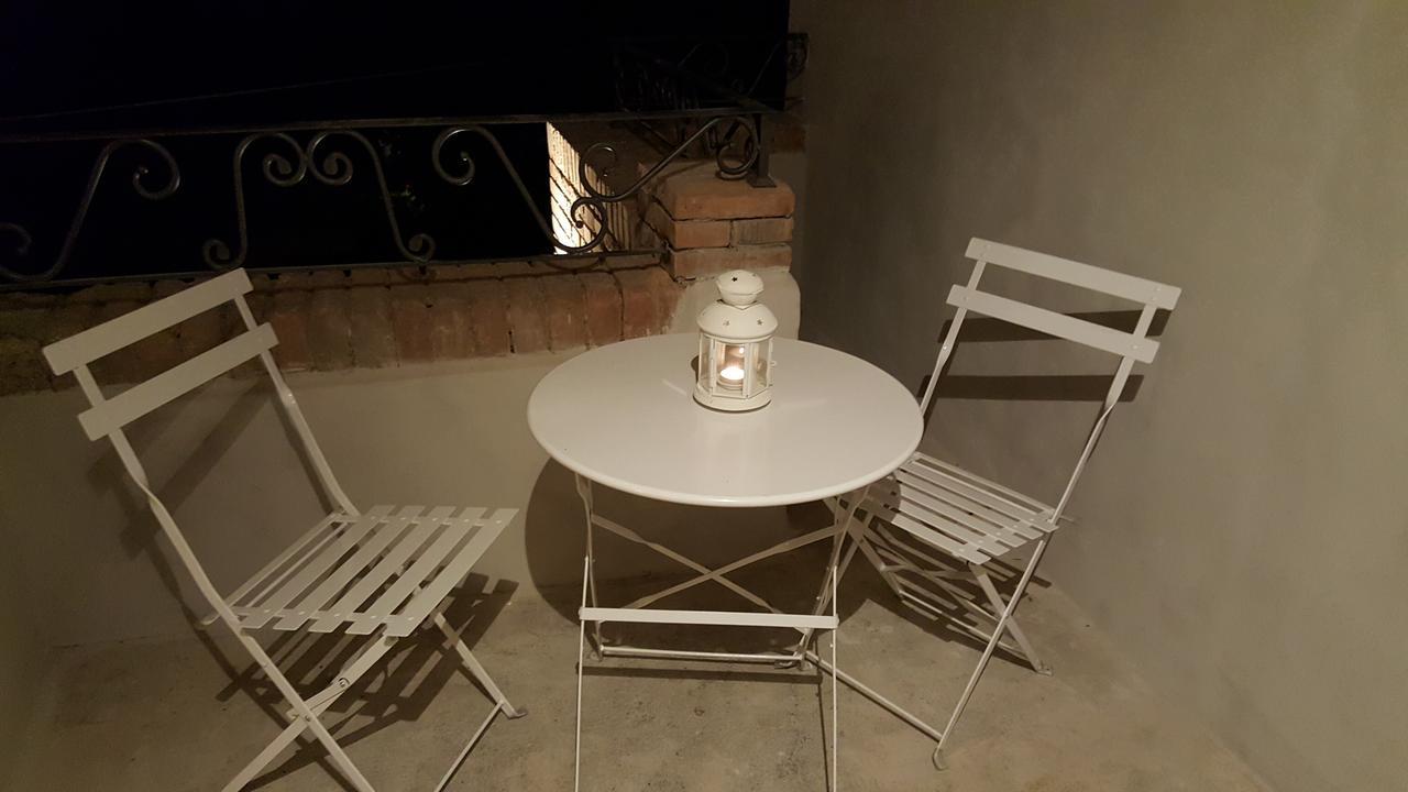 Montevenere 83 Villa Chiusi Bagian luar foto