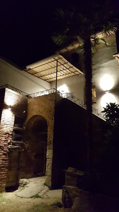 Montevenere 83 Villa Chiusi Bagian luar foto