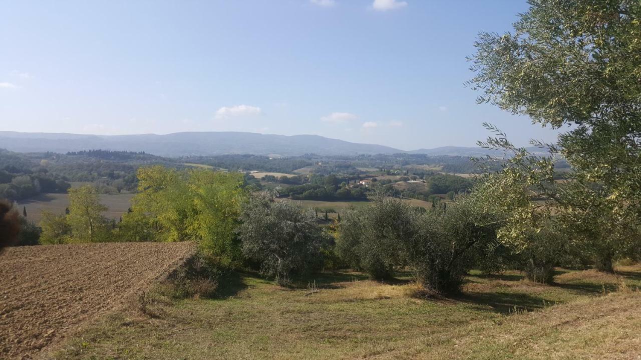Montevenere 83 Villa Chiusi Bagian luar foto